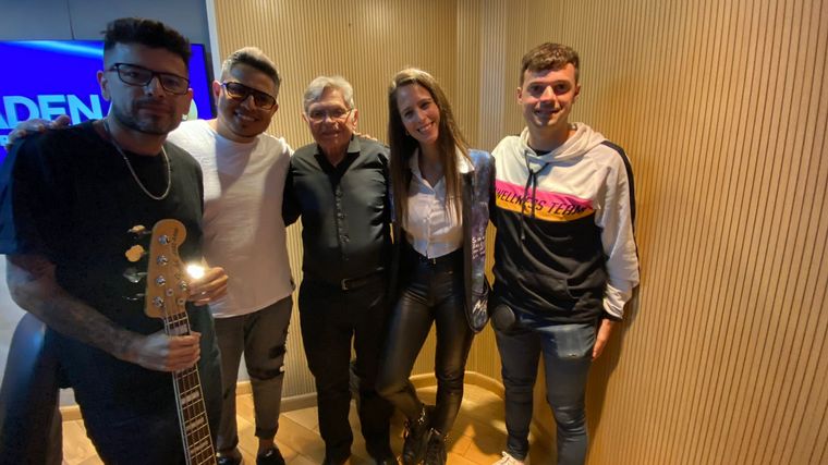 Naty Medina llena de encanto y a todo cuarteto hizo bailar los oyentes