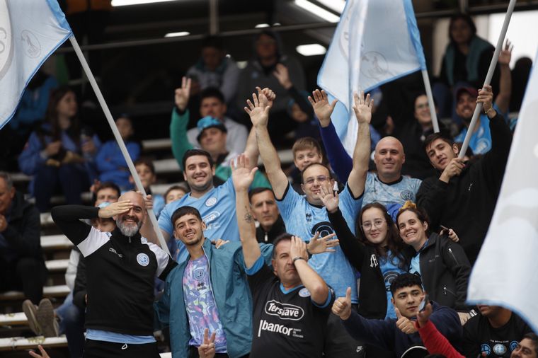 Los hinchas del 