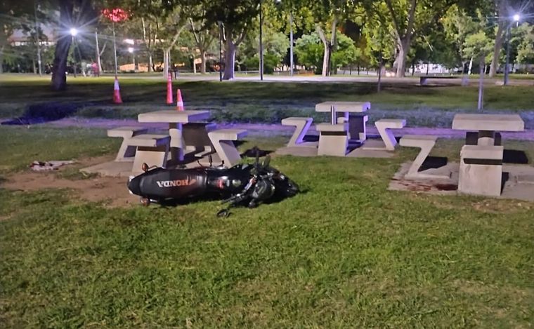 Denuncia de robo y balacera en el Parque Alem