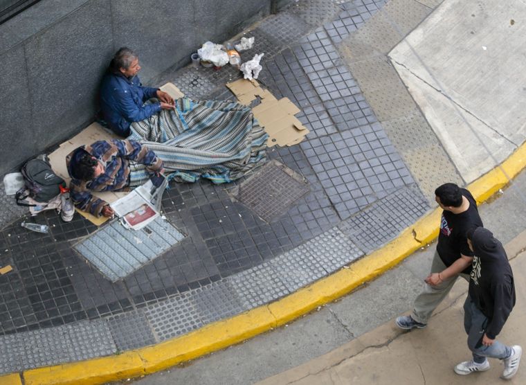 FOTO: La advertencia de Jorge Colina: “En 2024 podemos llegar a más de 50% de pobreza”