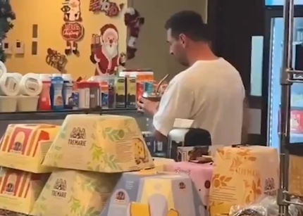 Normalidad viral: el video de Messi de compras tomando mates en Miami