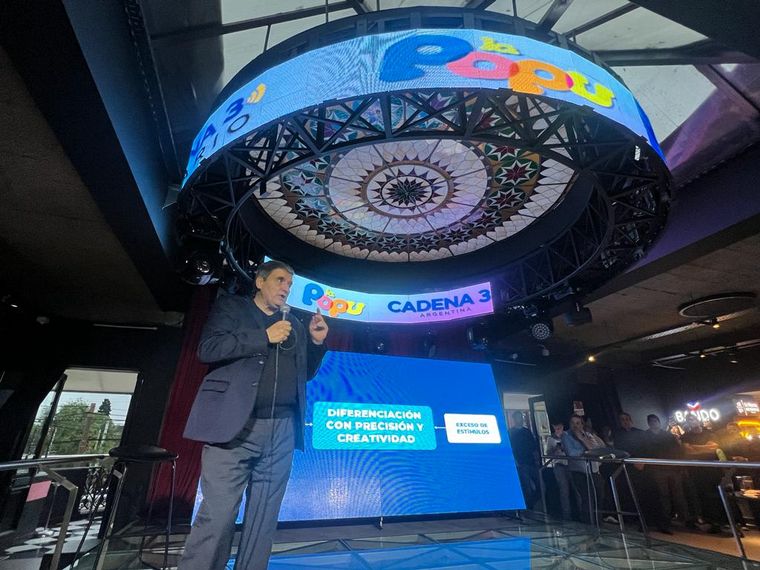 Guillermo Chialvo, en el evento de Cadena 3 en La Mona Museo Bar.