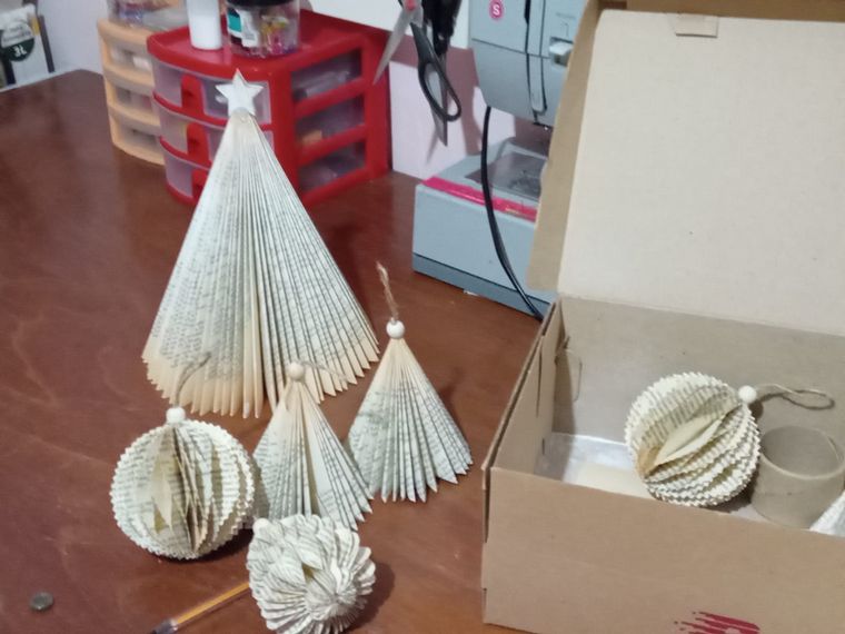 Navidad casera: cómo hacer adornos rústicos con papel