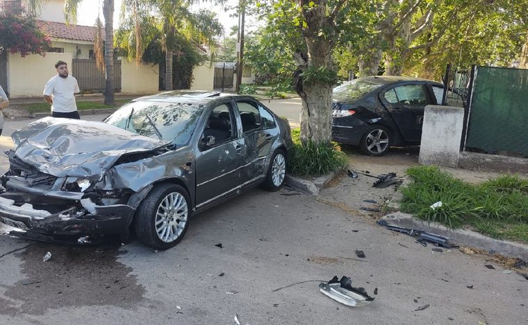 Choque en Villa Belgrano. (Foto: Fernando Barrionuevo/Cadena 3)