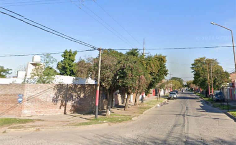 FOTO: Mataron a balazos a un hombre en plena calle de Villa Gobernador Gálvez.