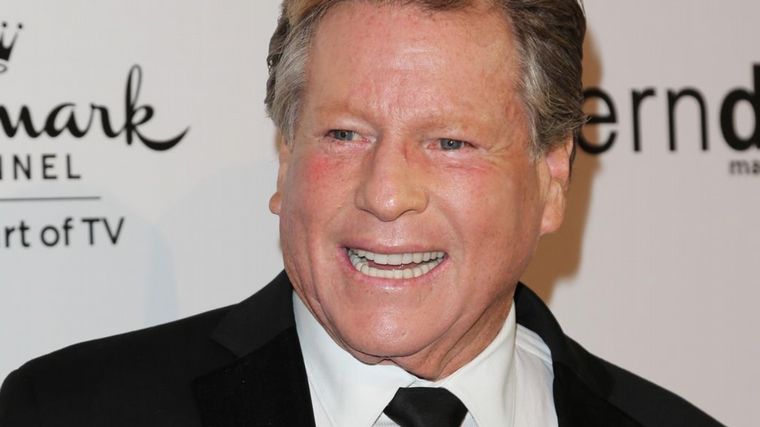 Murió Ryan O'Neil a los 82 años