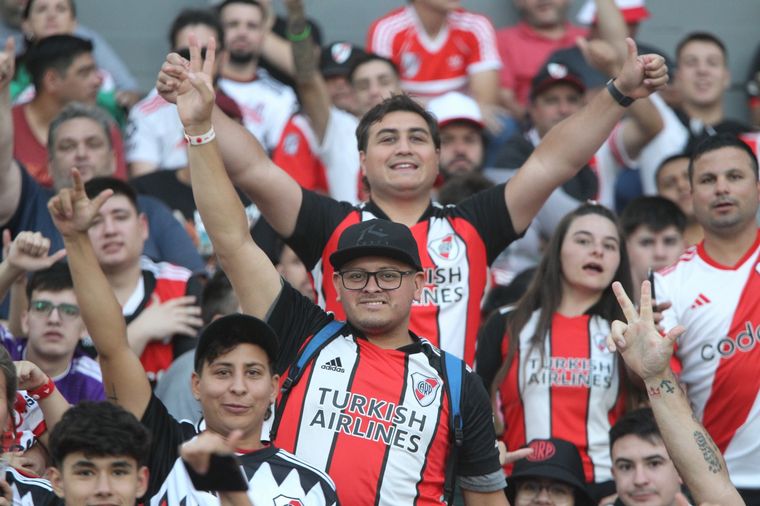 Buscate en las tribunas del Kempes
