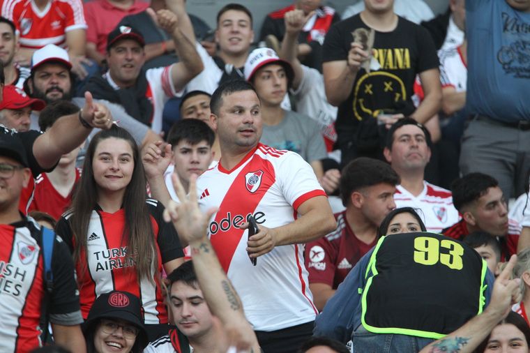 Buscate en las tribunas del Kempes