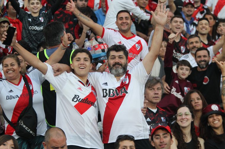 Buscate en las tribunas del Kempes