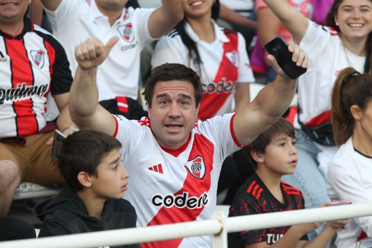 Buscate en las tribunas del Kempes