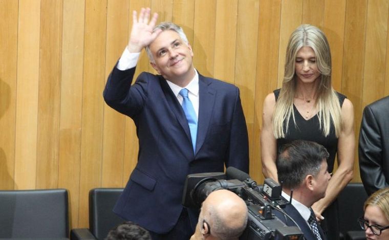 Martín Llaryora ya es gobernador de Córdoba.