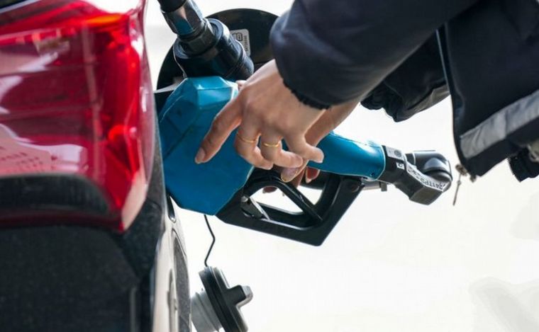 FOTO: El municipio quiere cobrar una tasa vial del 1,6 por ciento del litro de combustible.
