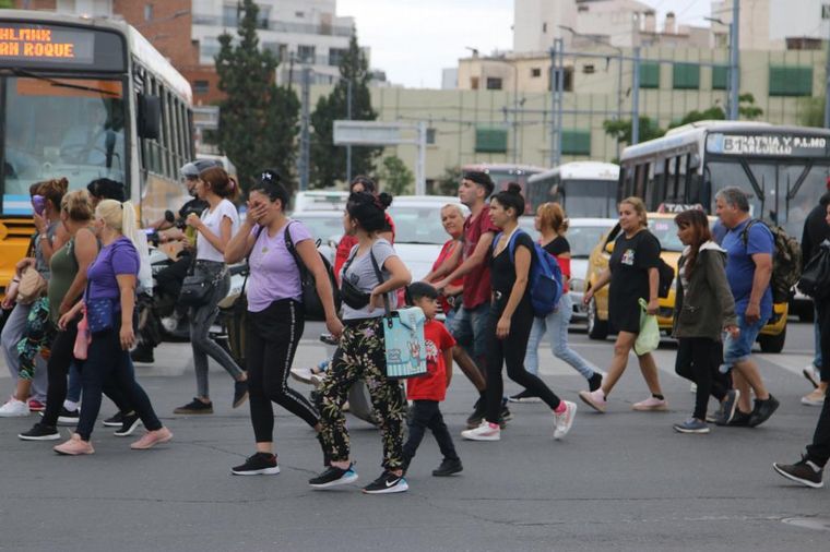 Piqueteros se manifestaron en el centro de la ciudad de Córdoba.