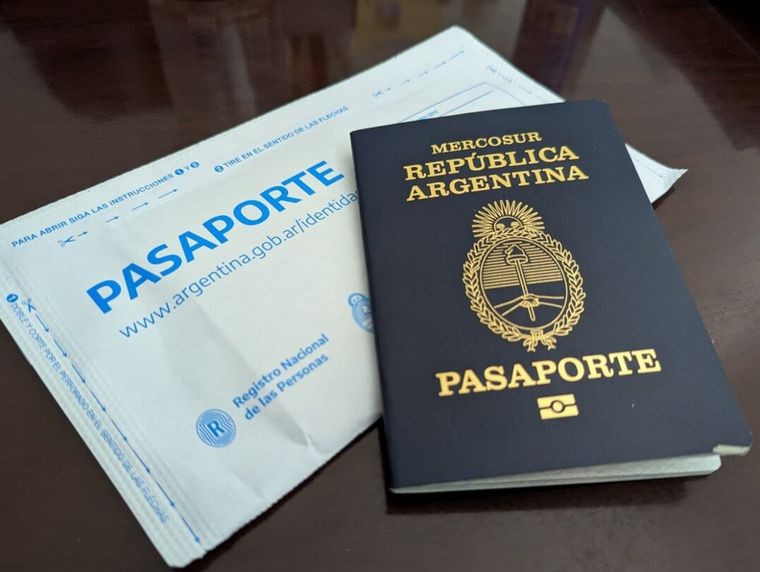 FOTO: Récord de llegada de ciudadanos argentinos a España.