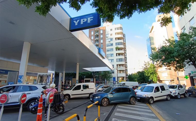 FOTO: Sube precio de combustibles en Rosario por tercera vez en menos de una semana.