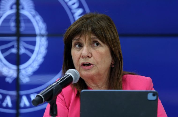 FOTO: Bullrich presentó el protocolo para asegurar la circulación frente a piquetes.