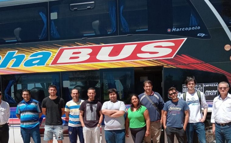 FOTO: Fundación Flechabus formó jóvenes en la conducción de vehículos larga distancia