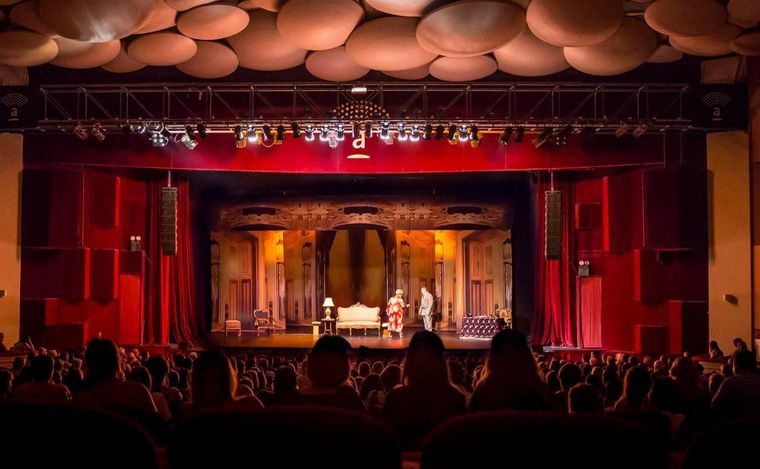 El teatro, una opción buscada en verano, y alcanzada por la inflación.