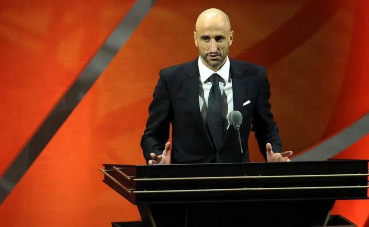 Manu Ginóbili durante la ceremonia del Salón de la Fama. (archivo).