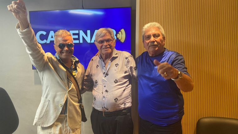 FOTO: Wilkins y los 4 de Córdoba llenaron de música los estudios de Cadena 3