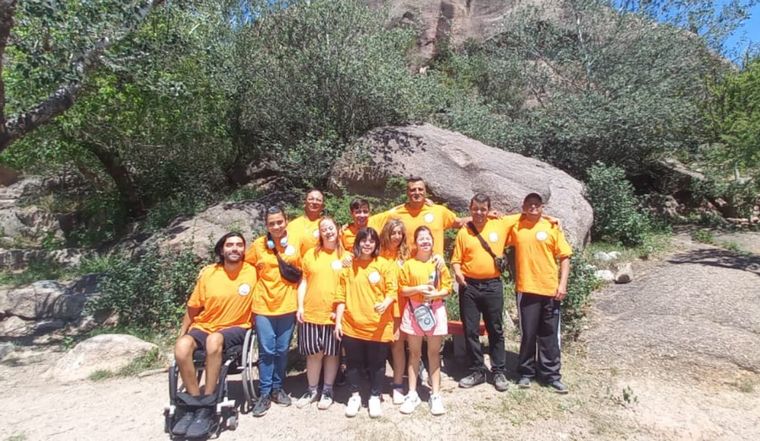 El equipo de Complejo Ético El Zapato