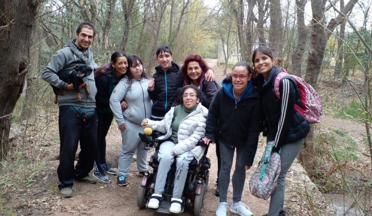 FOTO: Circuitos accesibles, senderismo y viajes en combis por las sierras de Córdoba