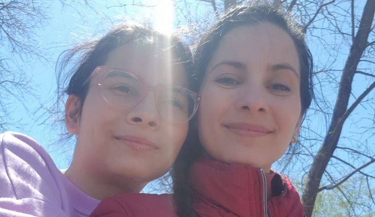 FOTO: Oriana y Leydi son de Venezuela, ahora viven en Argentina.