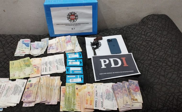 Más de 20 allanamientos por violencia armada en Rosario y Granadero Baigorria.