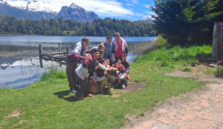 FOTO: Los egresados del colegio Divina Providencia en Bariloche