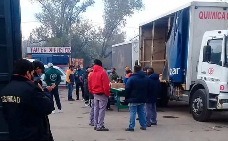 El Movimiento Empresarial Antibloqueo celebró las medidas de Milei.