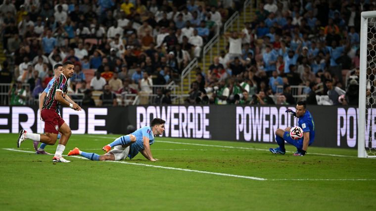FOTO: Julián Álvarez marcó el primer tanto del Manchester City. 