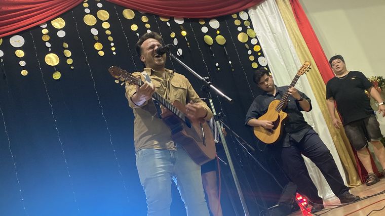 El espíritu navideño se renovó esta Nochebuena con 