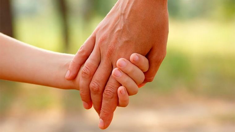 Mariana y Diego, padres adoptivos: “Eran nuestros hijos, sin saber su historia