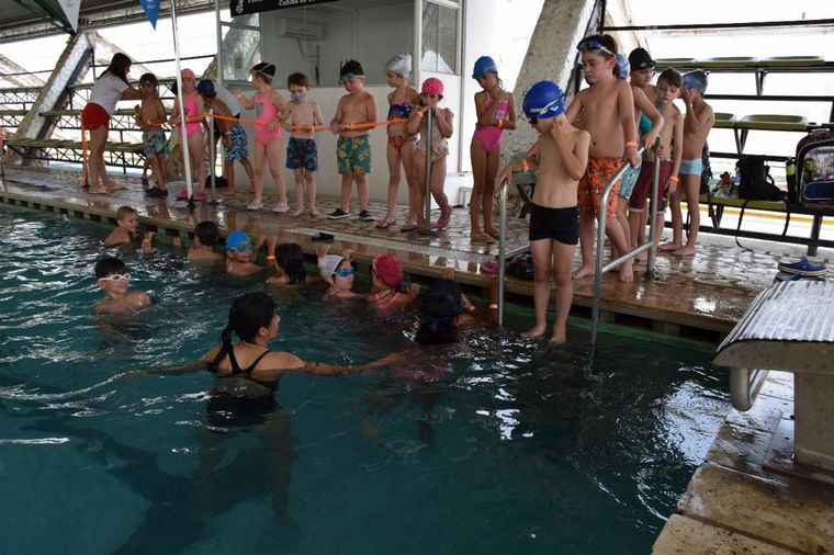 Escuela de Verano en el Kempes: la diversión en Córdoba para los chicos