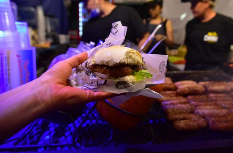 Cuánto cuesta comer dentro del predio del Festival de Jesús María.