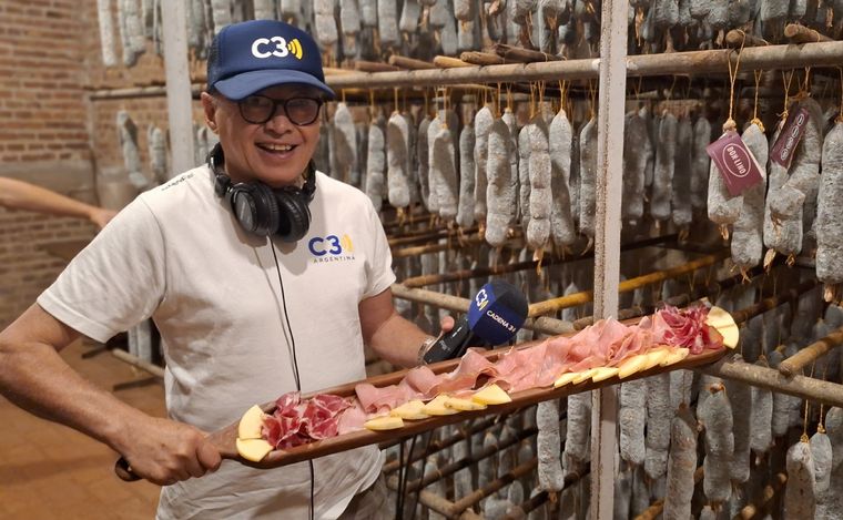 FOTO: Don Lino, la gran fábrica de salame de Colonia Caroya.