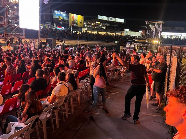 FOTO: Jesús María palpita el comienzo del festival con una noche gratuita