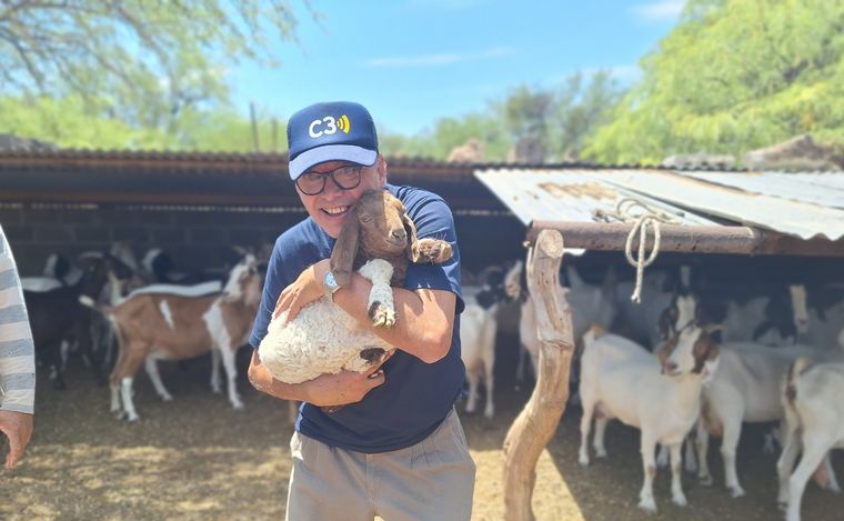 Ya se vive en Villa Quilino el Pre-festival del Cabrito y las Artesanías.