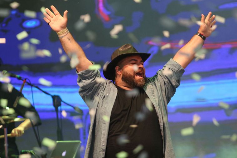 Juan Fuentes brilló en la noche apertura del Festival de Jesús María.