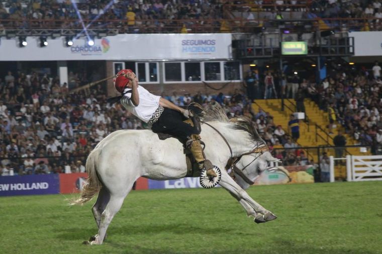 Primera noche del Festival de Doma de Jesús María. (Daniel Cáceres/Cadena 3)