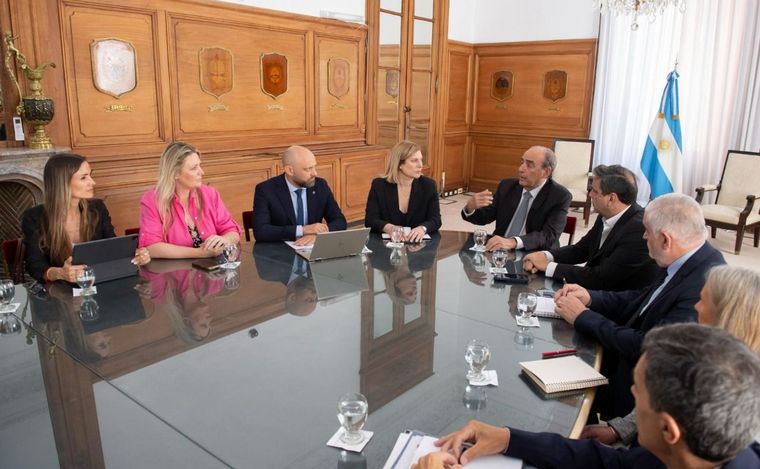 Scaglia y Puccini participaron del encuentro con el ministro del Interior Francos.