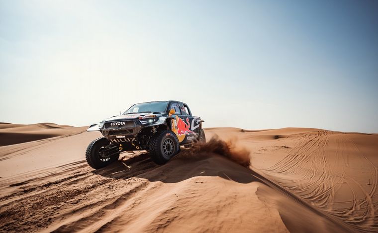 FOTO: Lucas Moraes ganó su primera etapa de Dakar con Toyota