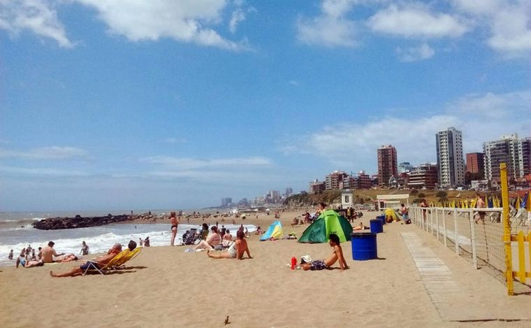 Casi la mitad de la clase media no saldrá de vacaciones por la crisis económica.