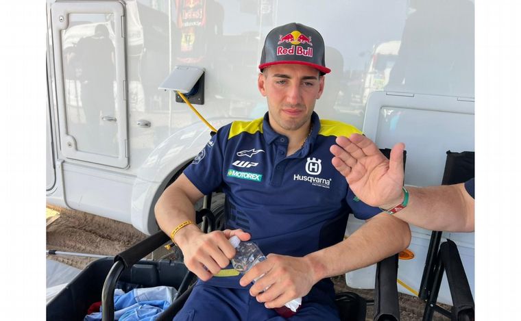 El dolor en el gesto del campeón W2RC por la rotura del motor