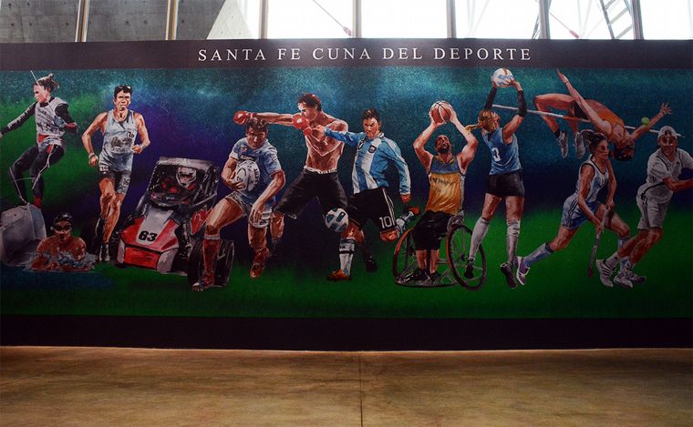 FOTO: Museo del Deporte Santafesino: un lugar para aprender y tocar la Copa del Mundo.
