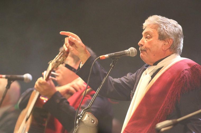 Los 4 de Córdoba llenaron de música la sexta noche de Jesús María