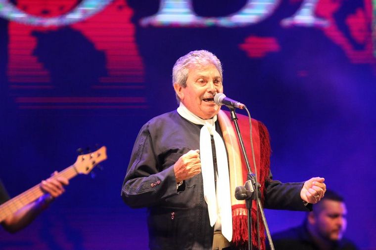 Los 4 de Córdoba llenaron de música la sexta noche de Jesús María