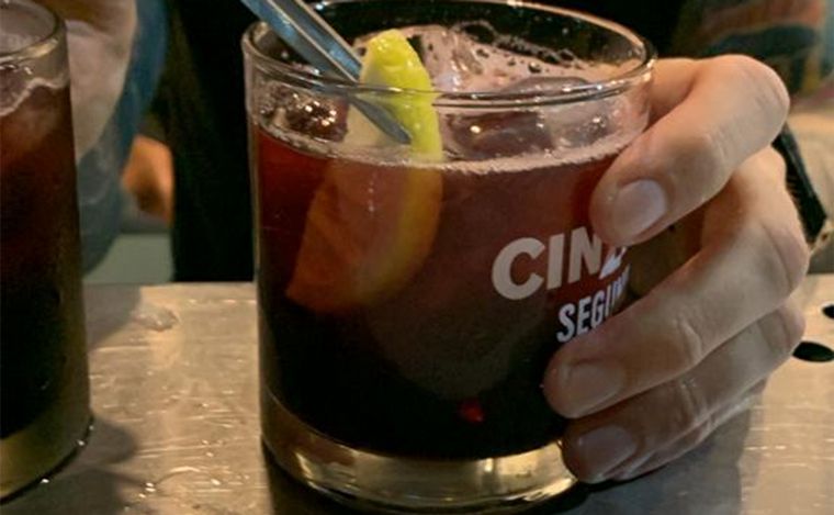 Descubriendo sabores y tradiciones en el Bodegón Sanguchero de Rosario.