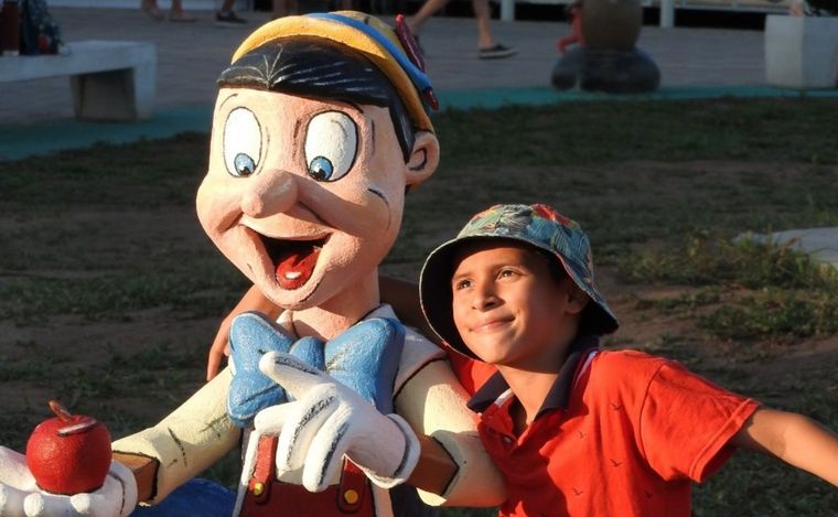El Puerto de las Infancias, un atractivo en Puerto General San Martín. 