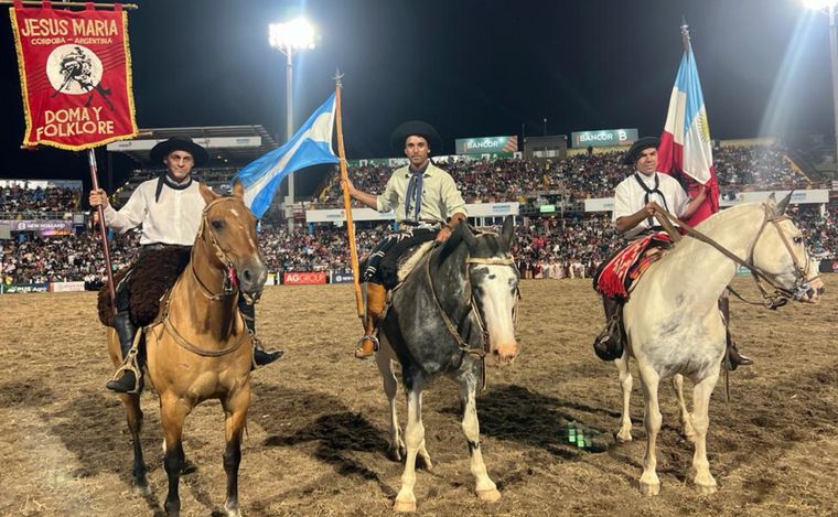 FOTO: Arce, Gómez y Quinteros, los nuevos campeones de Jesús María